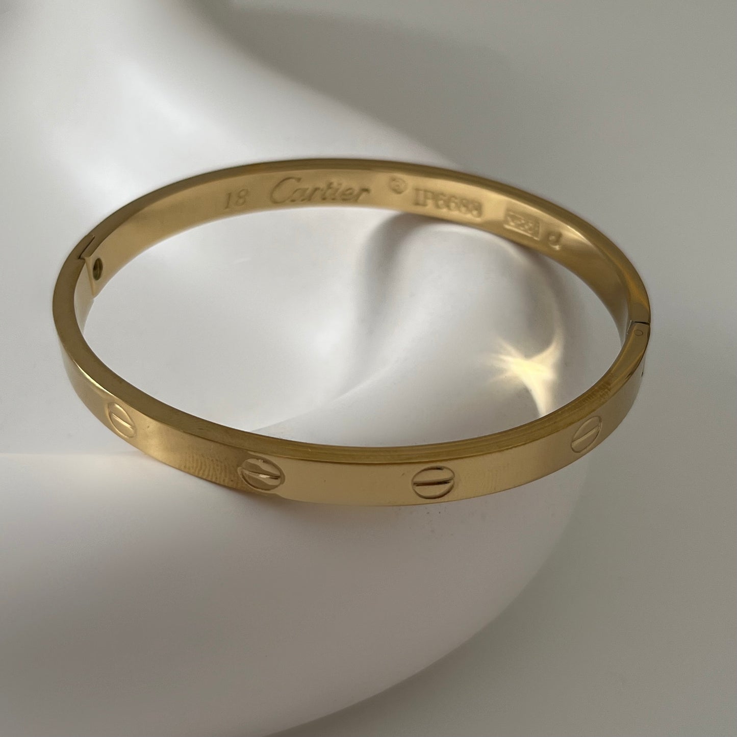 Cartier love bracelet