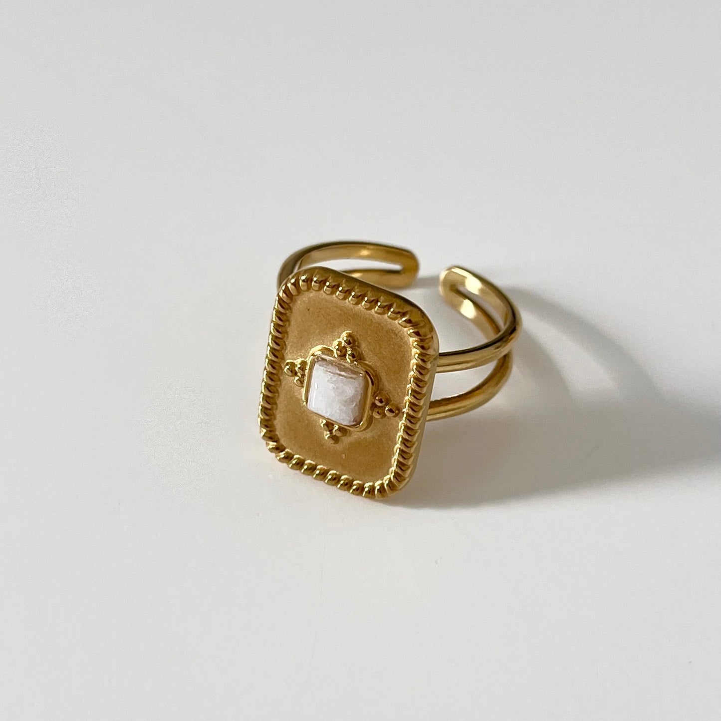 Lila ring
