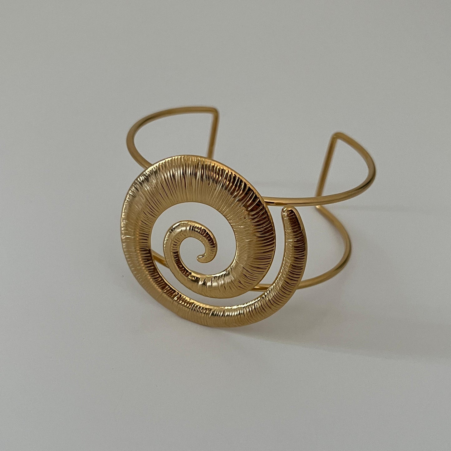 Swirl Gold Bangle