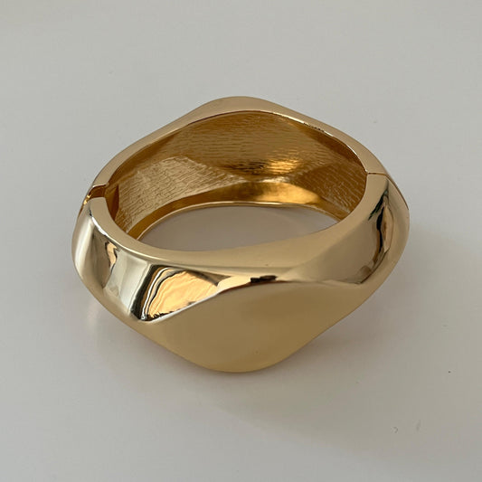 Lola Gold Bangle