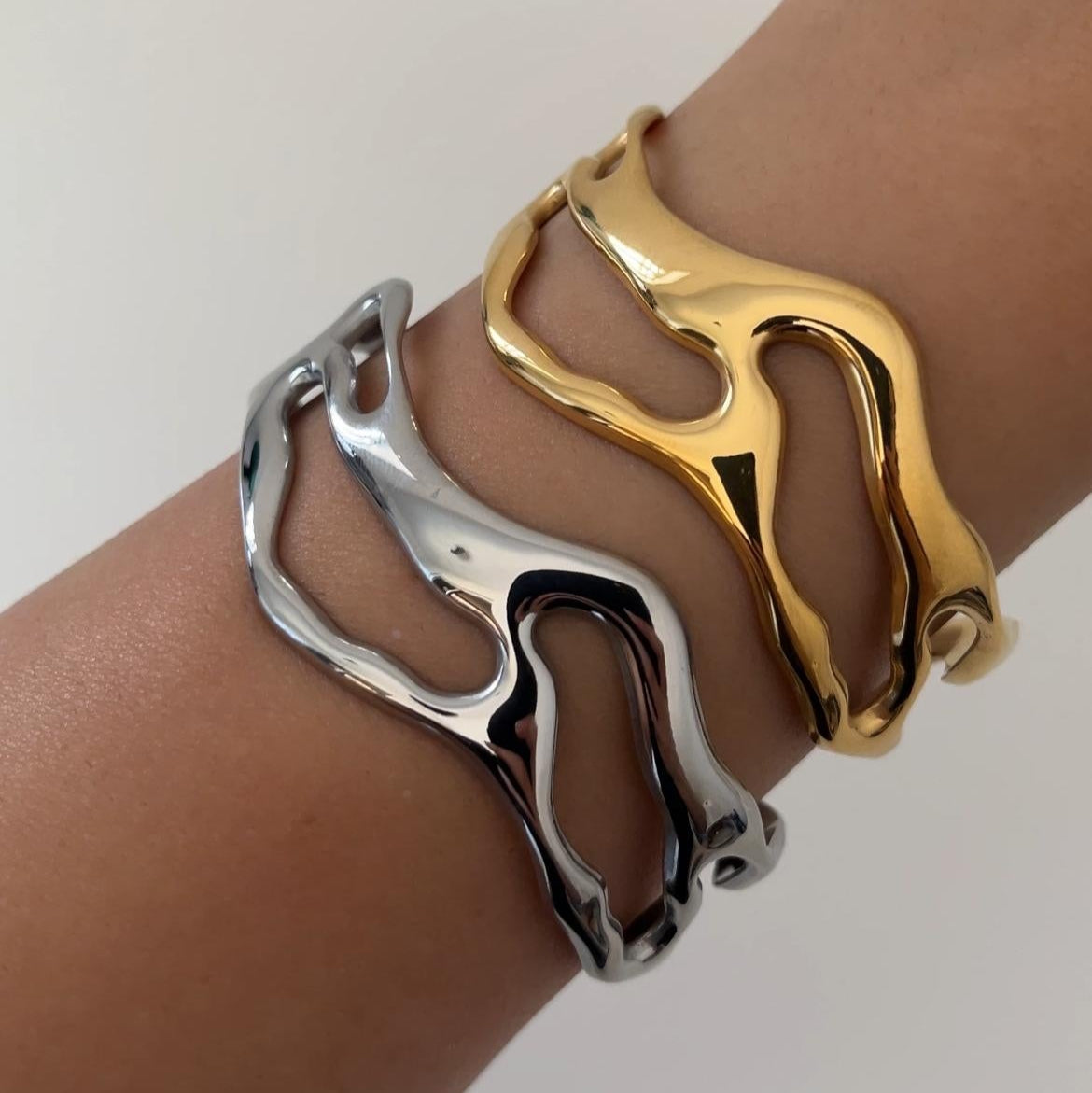 Gaia Gold Bangle