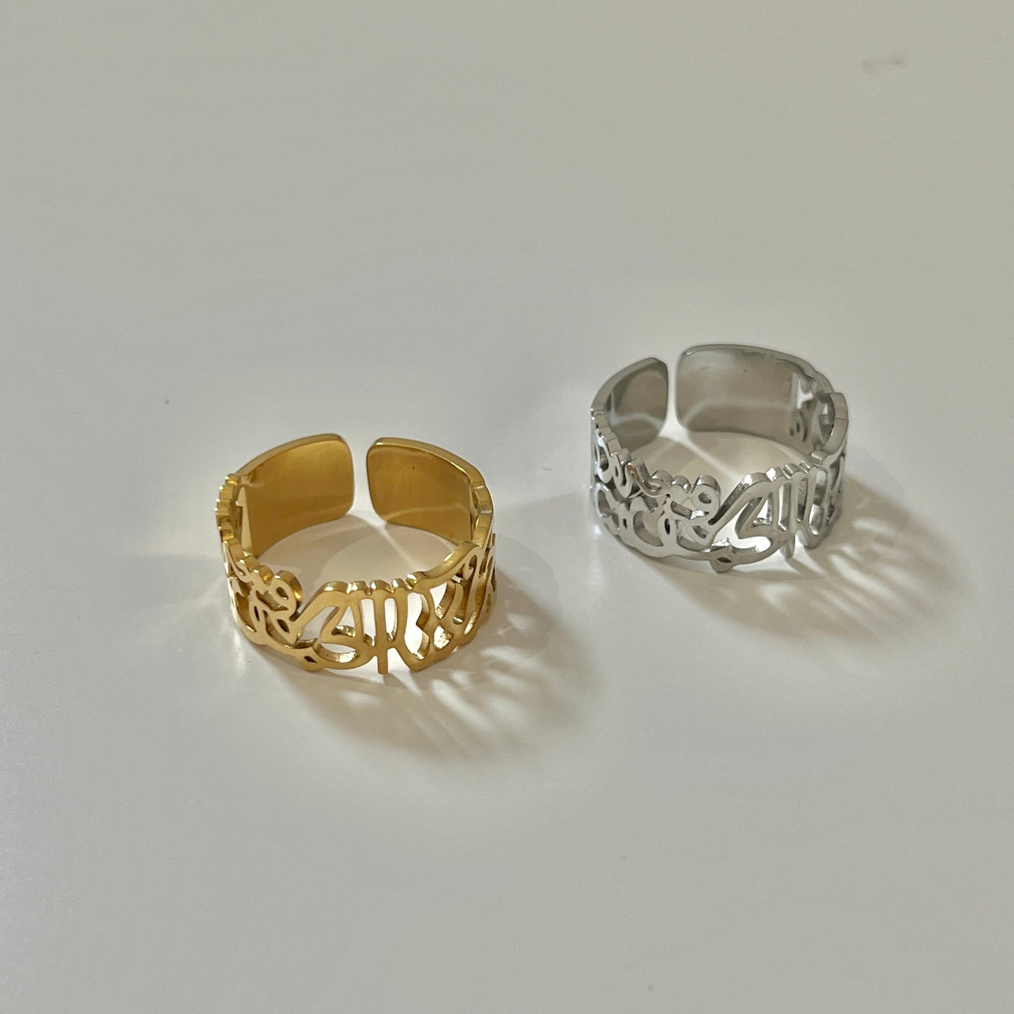 "لقد جمعنا الحب فمن يفرقنا"  love rings