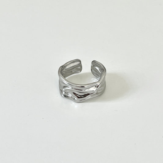 Ivy ring