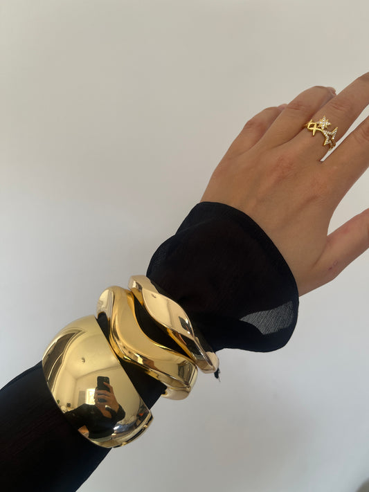 Clara Gold Bangle